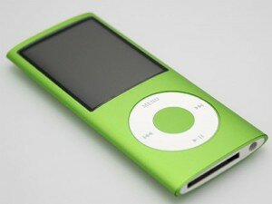 Bei dem iPod Nano 4 ist die Frontseite deutlich nach außen gewölbt