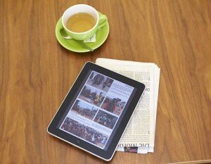 iPad vs. Zeitung: Erleichtern die neuen Technologien unser Leben wirklich?